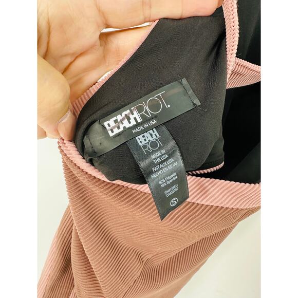 Beach Riot Steph Ribbed Open Back One Piece in Mauve Pink size Small - Picture 6 of 6